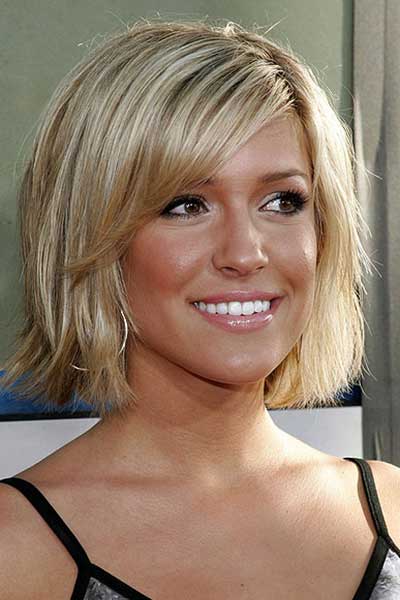 haircuts with choppy ends and side bangs