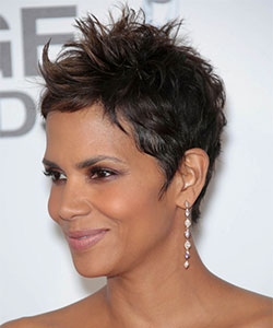 Halle Berry with few highlight in The Warner Theater 2013