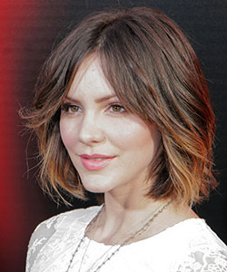 and Smash star Katherine McPhee rocks this center-parted bob ...