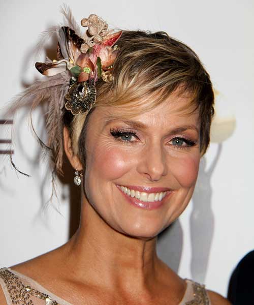 Melora Hardin - 2014 casual short hair with hair accessories