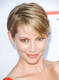 Hair Cuts  Thin Hair Women on Short Hair Parting Fine Hair Jpg