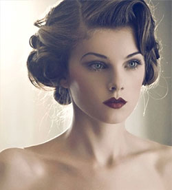 Iconic 1920s-inspired Hairstyles