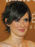 Winona Ryder with short hair front view
