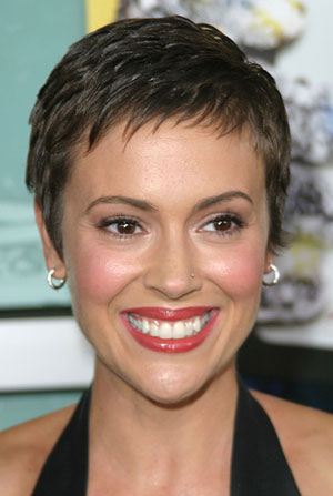 Alyssa Milano short hair with short fringe