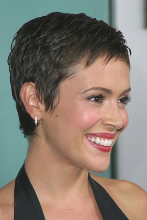 Alyssa Milano short hair right side view