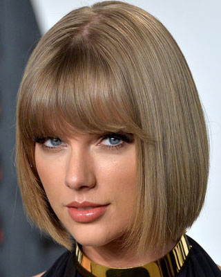 taylor swift with short chin-length bob and full blunt bangs