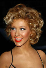 christina_aguilera_short_02.jpg