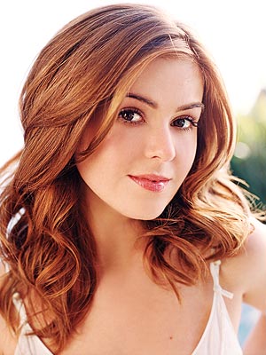 Isla Fisher with red colour