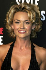 Kelly Carlson Short Curly Hair