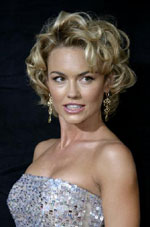 Kelly Carlson with short hair