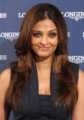 Olive skin tan with green eyes - Aishwarya Rai